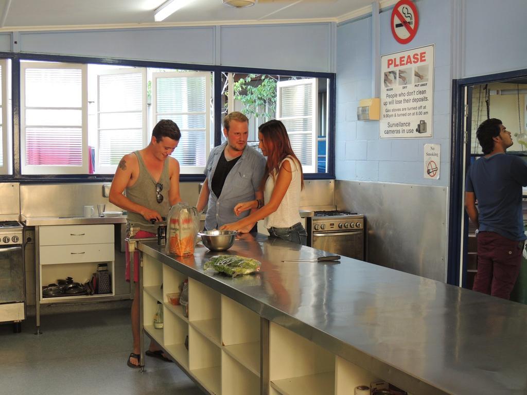Reef Lodge Backpackers Townsville Eksteriør bilde