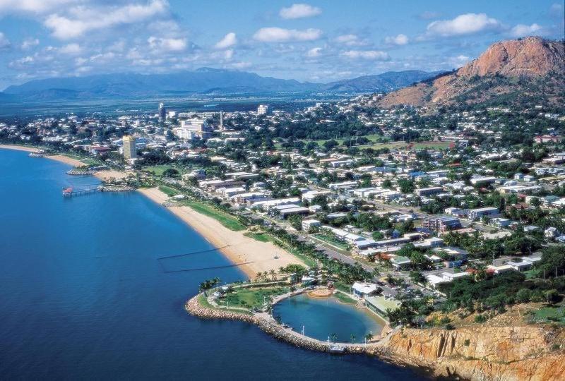 Reef Lodge Backpackers Townsville Eksteriør bilde